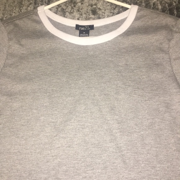 Top - Picture 2 of 2